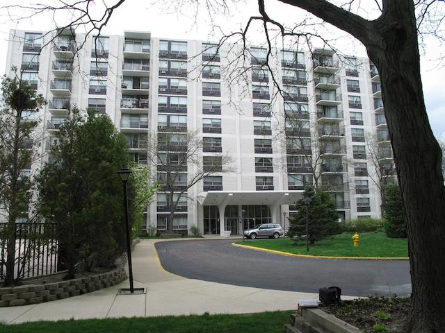 9009 W Golf Rd. #10D, Des Plaines, IL 60016