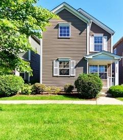 2325 Woodhill Ct., Plainfield, IL 60586