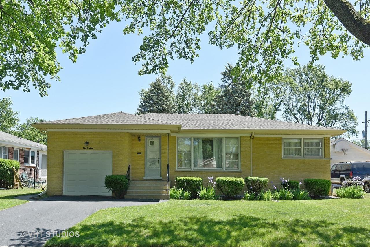 407 S Waterman Ave., Arlington Heights, IL 60004