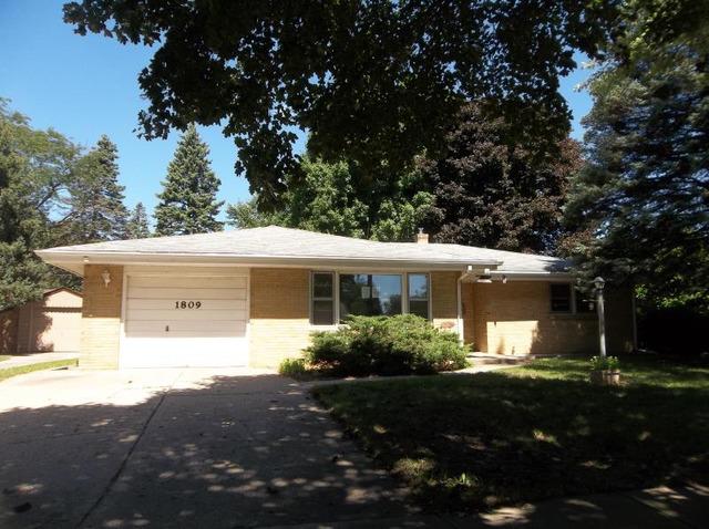 1809 Crestwood Ave., Rockford, IL 61103