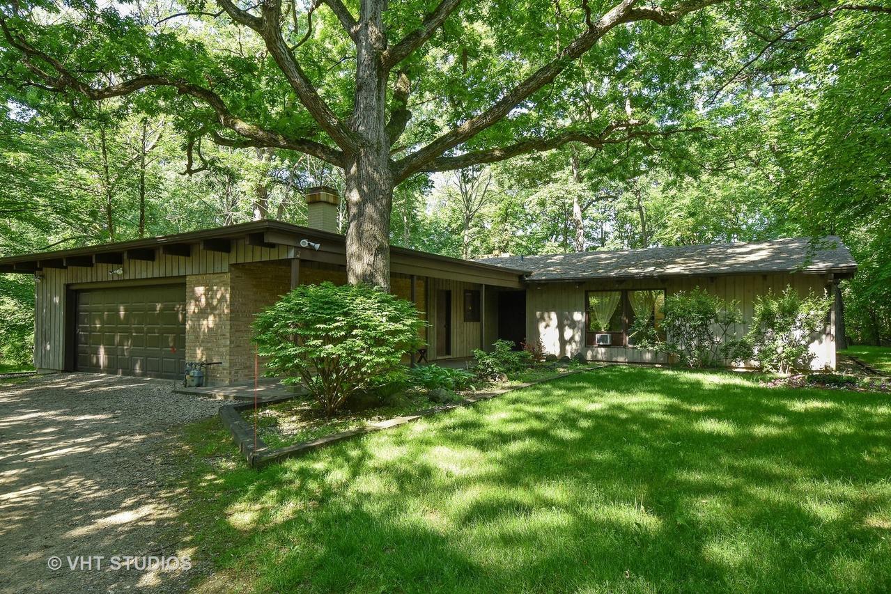 17 Barrington Bourne, Barrington, IL 60010
