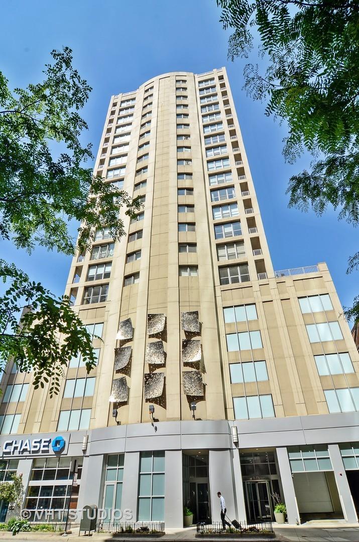 600 N Dearborn St. #702, Chicago, IL 60654