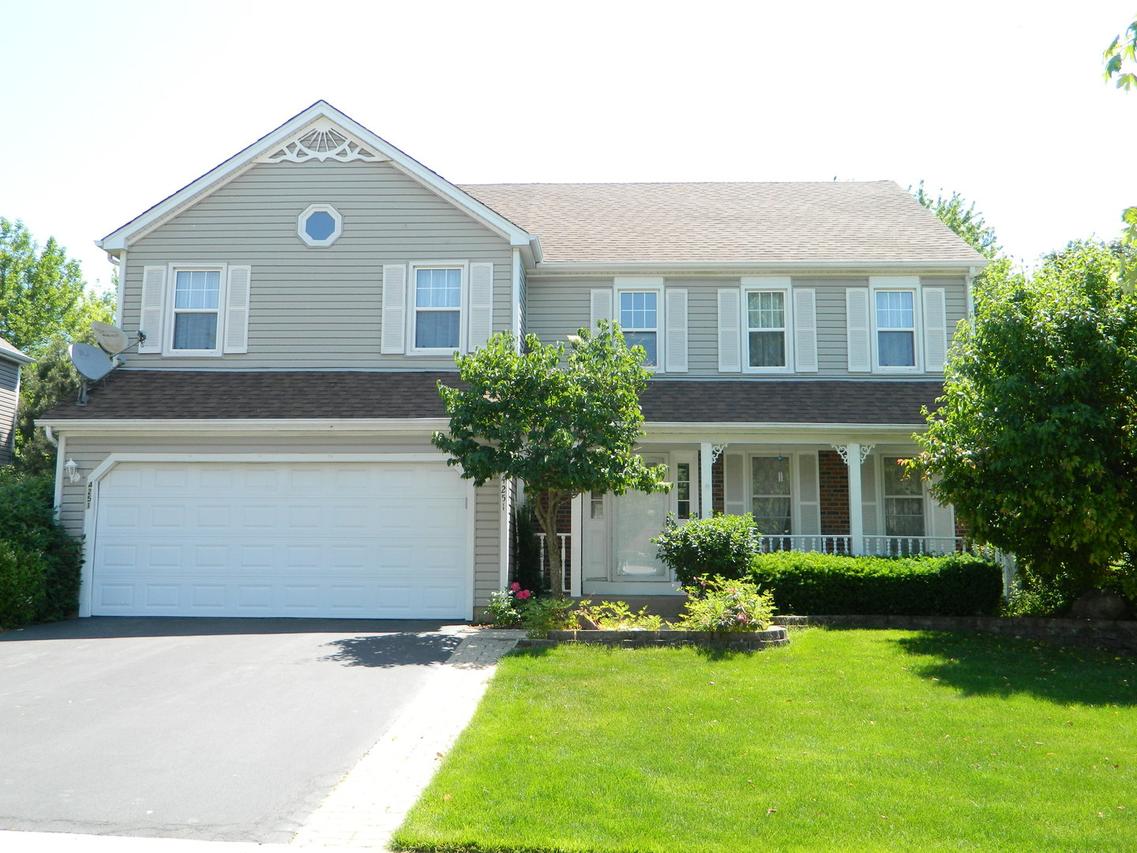 4251 Forest Glen Dr., Hoffman Estates, IL 60192