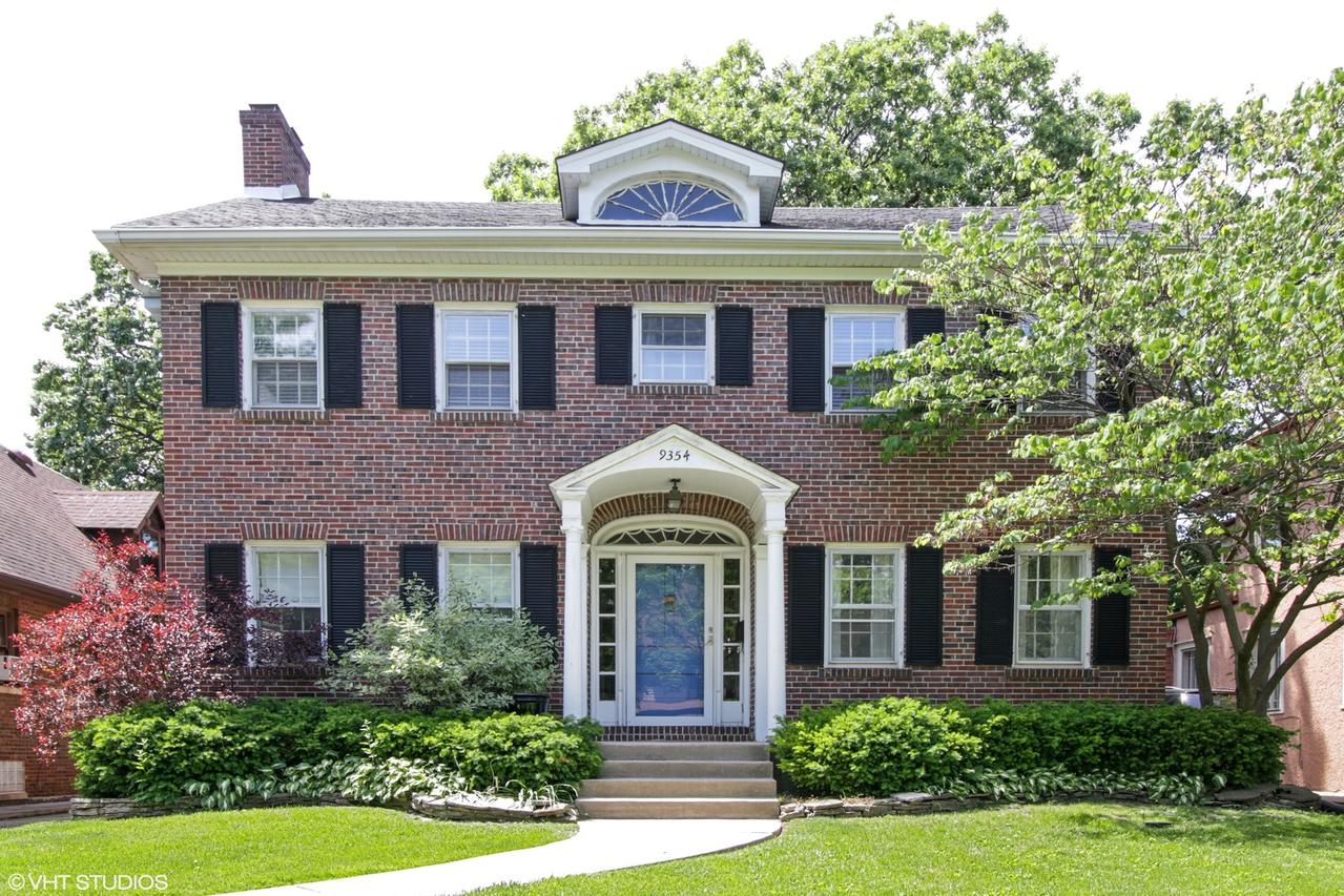 9354 S Longwood Dr., Chicago, IL 60643