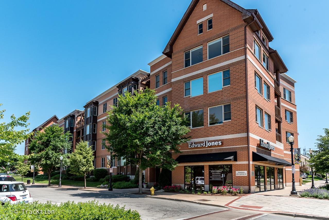 930 Curtiss St. #407, Downers Grove, IL 60515