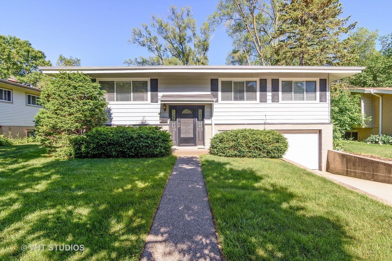 111 N Prindle Ave., Arlington Heights, IL 60004