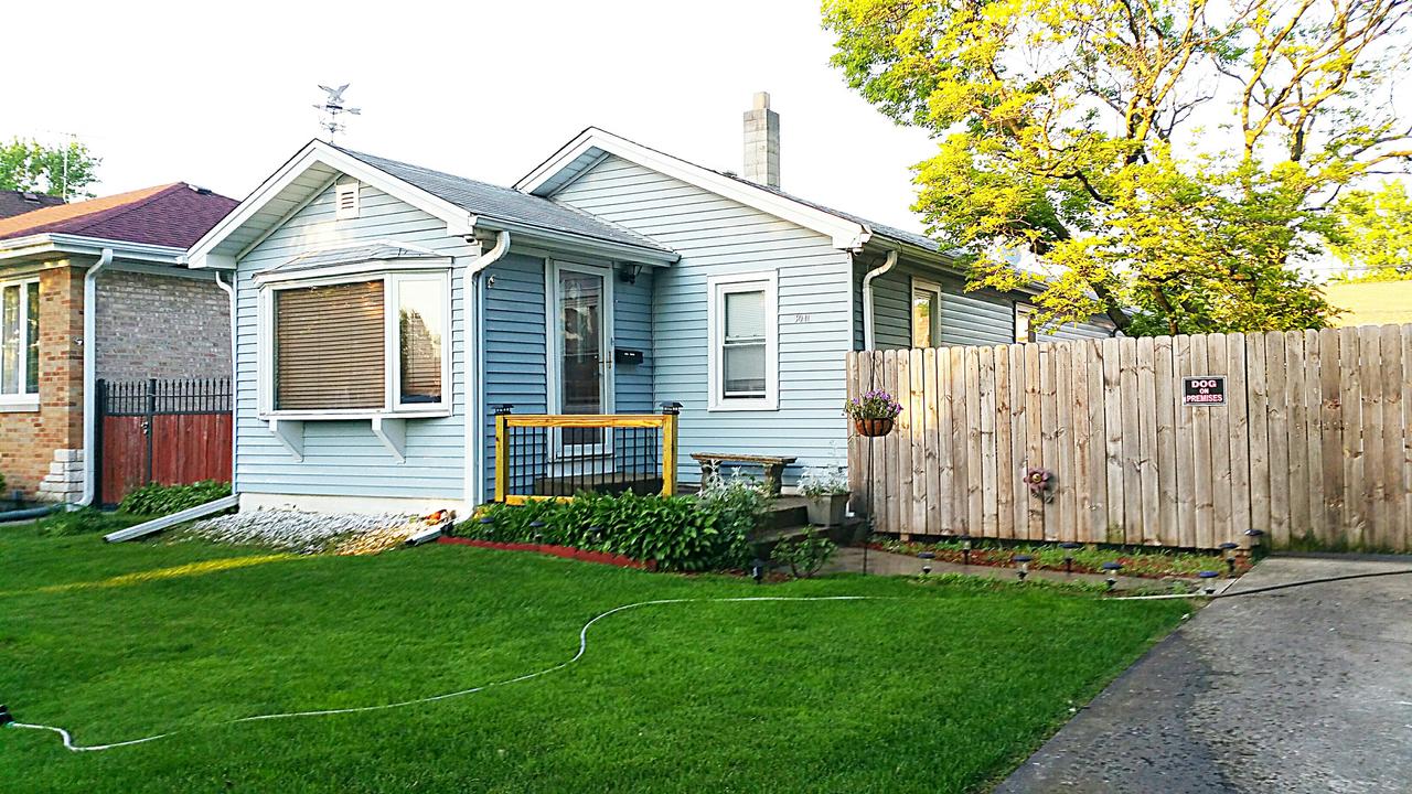 3041 N Osceola Ave., Chicago, IL 60707