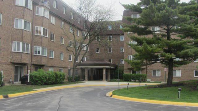 220 S Roselle Rd. #314, Schaumburg, IL 60193