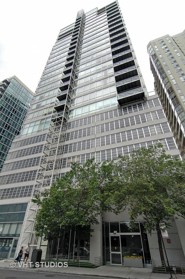 653 N Kingsbury St. #2104, Chicago, IL 60654