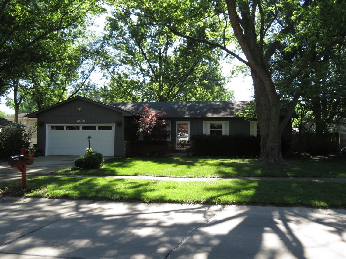 2018 Winchester Dr., Champaign, IL 61821