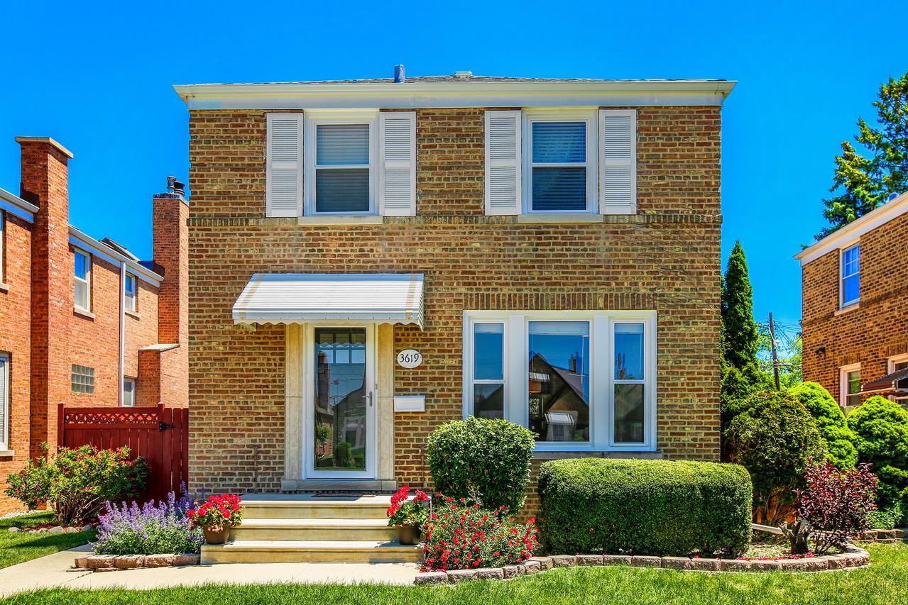 3619 N Sayre Ave., Chicago, IL 60634