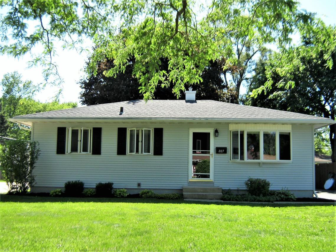 807 Pearson Dr., Joliet, IL 60435
