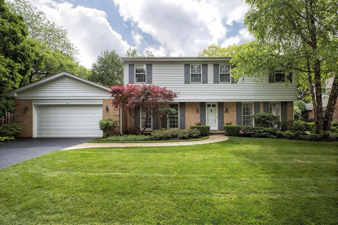 1301 Crestwood Dr., Northbrook, IL 60062