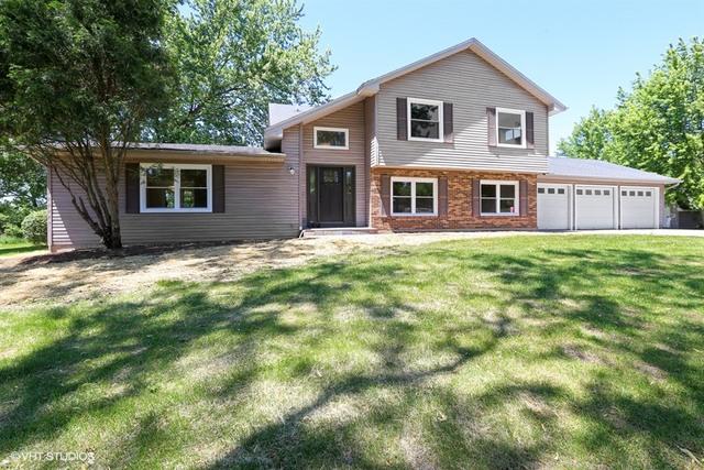 6520 Coachlight Rd., Crystal Lake, IL 60012