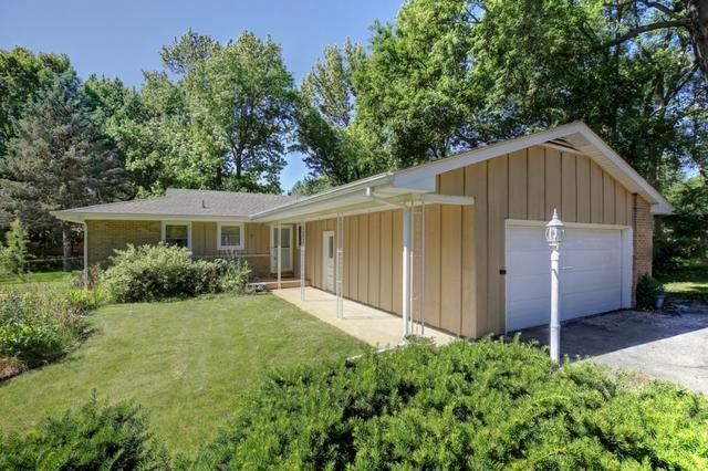 7 Bellamy Ct., Champaign, IL 61821