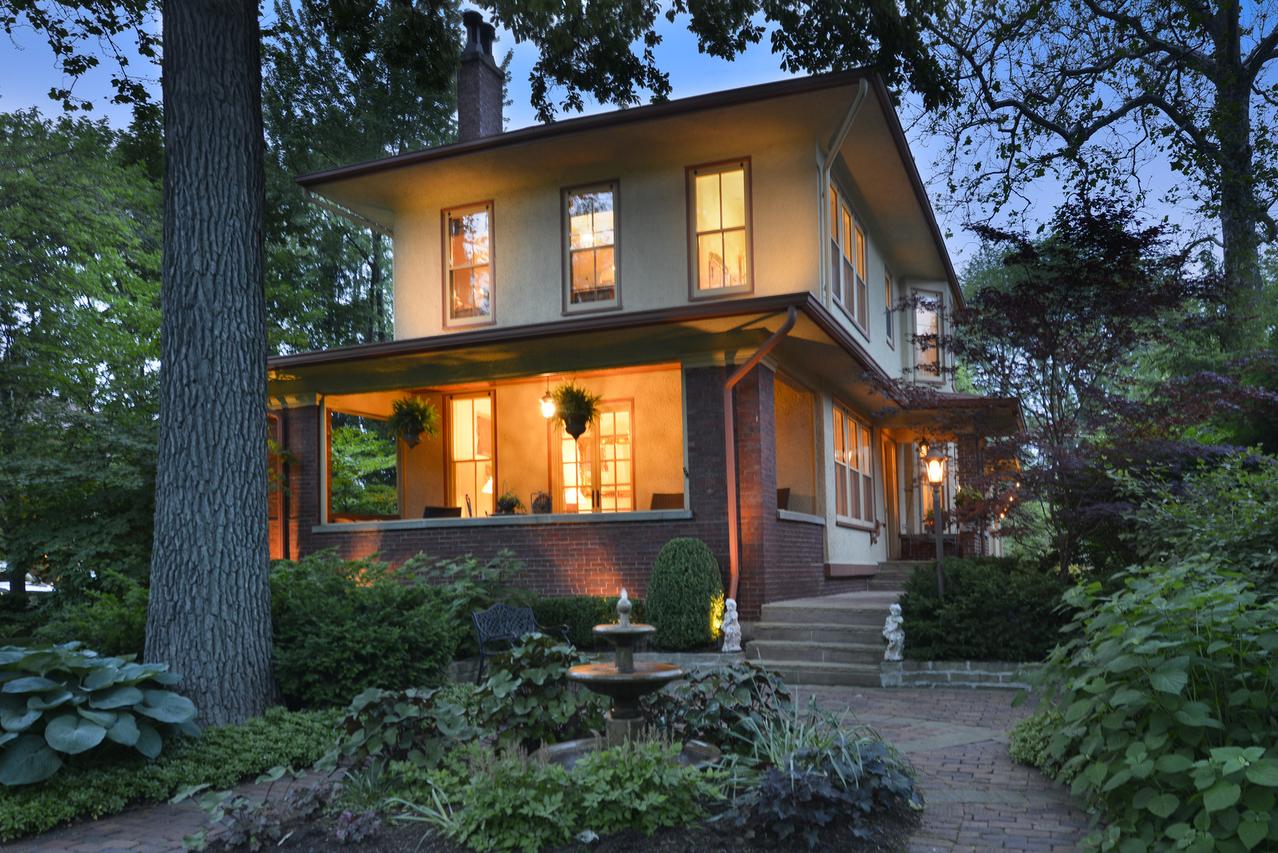 1210 Greenwood Ave., Wilmette, IL 60091
