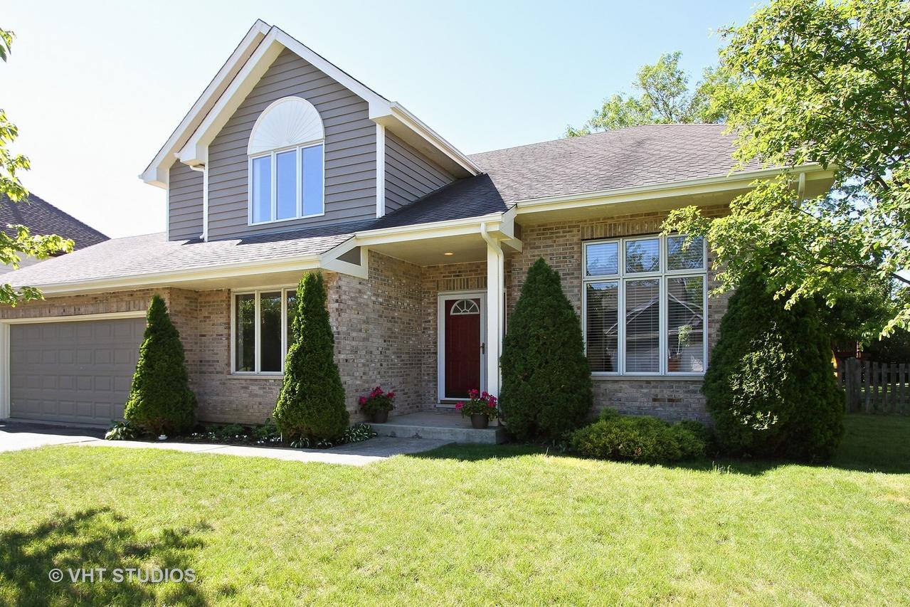 17043 W Tiger Tail Ct., Gurnee, IL 60031