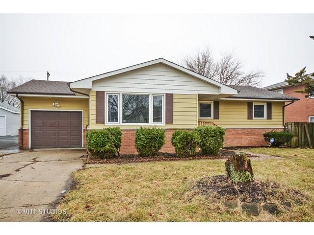 1826 Lilac Ln., Aurora, IL 60506