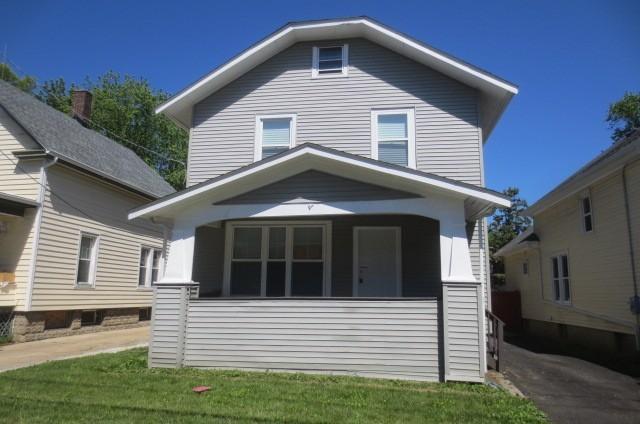 322 S Union St., Aurora, IL 60505