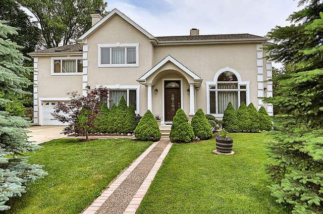 1357 Northmoor Ct., Northbrook, IL 60062