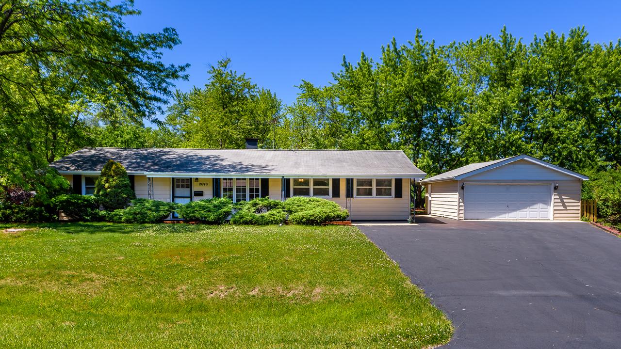 18740 Loras Ln., Country Club Hills, IL 60478