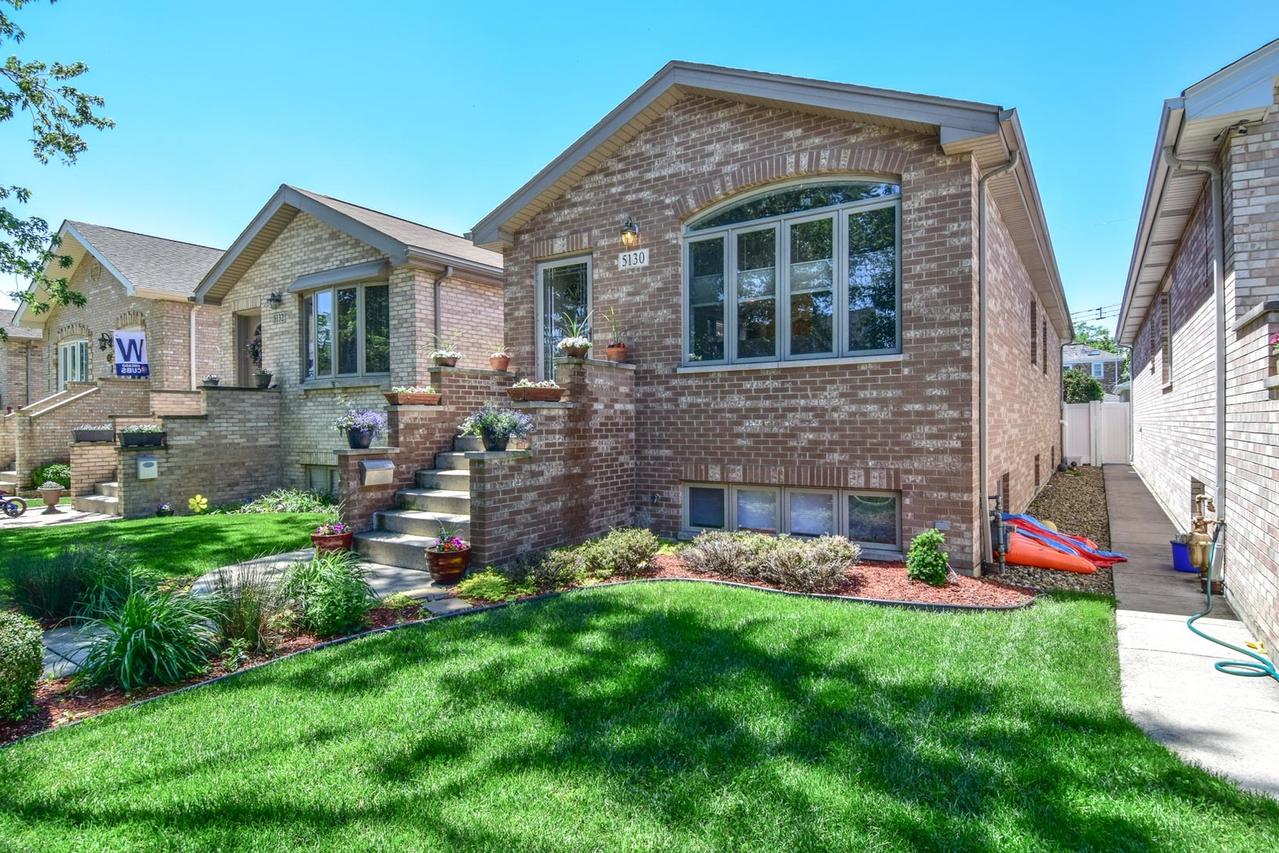 5130 S Parkside Ave., Chicago, IL 60638