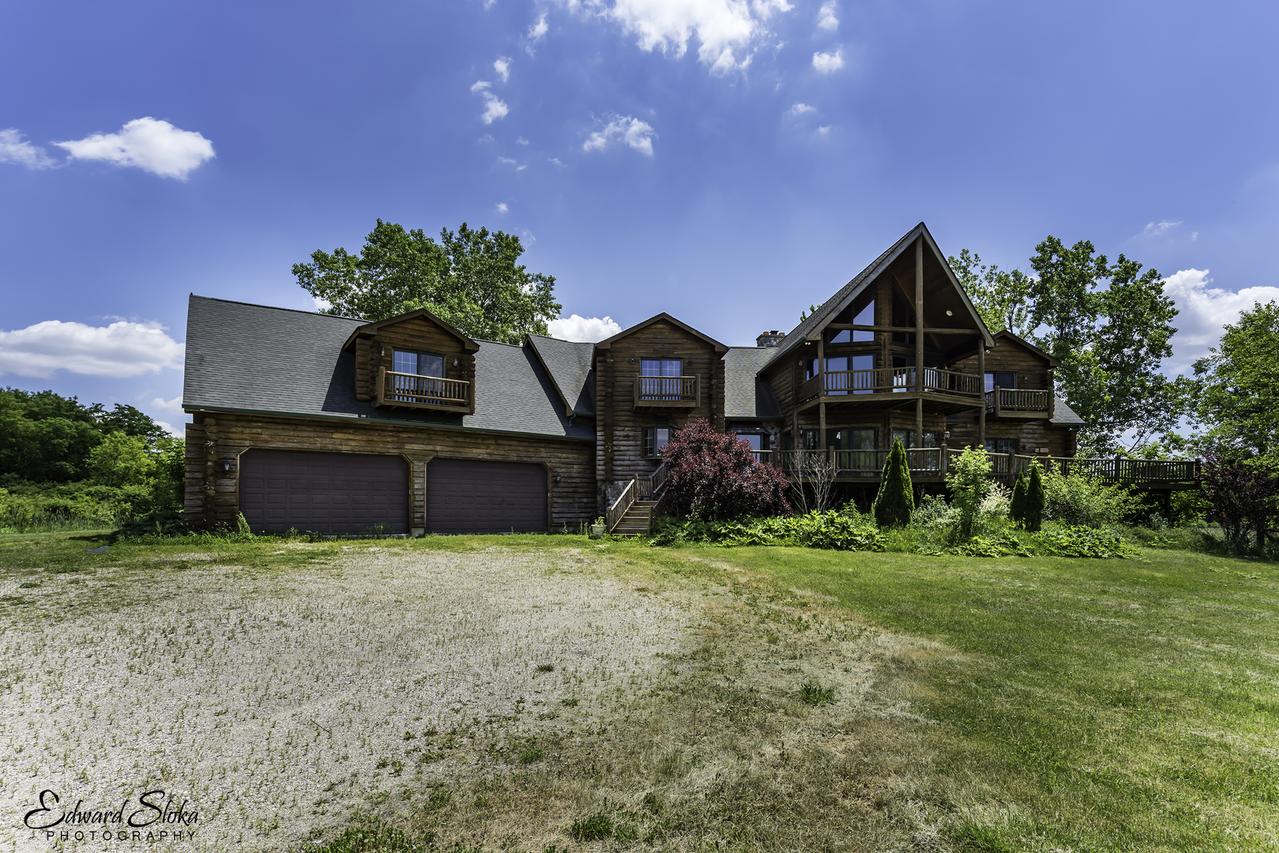 1080 Cherry Valley Rd., Mchenry, IL 60050