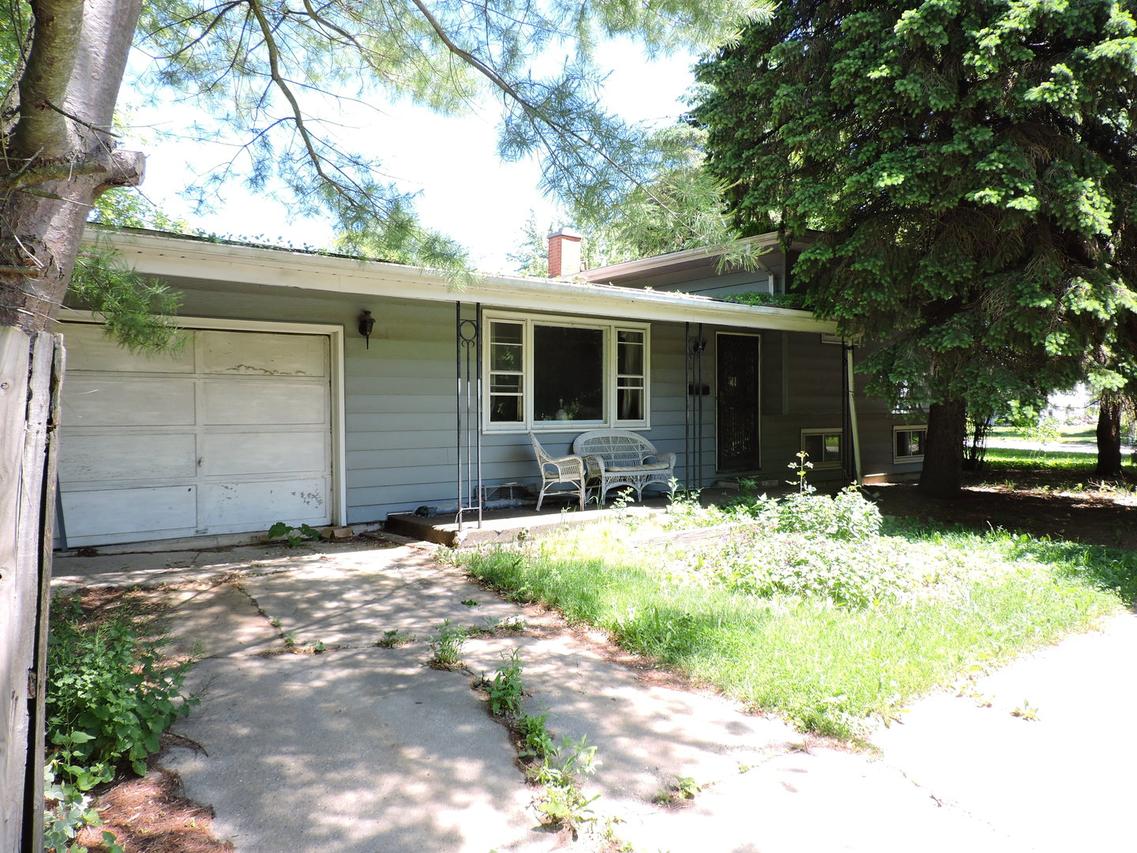 944 Shields Ave., Winthrop Harbor, IL 60096