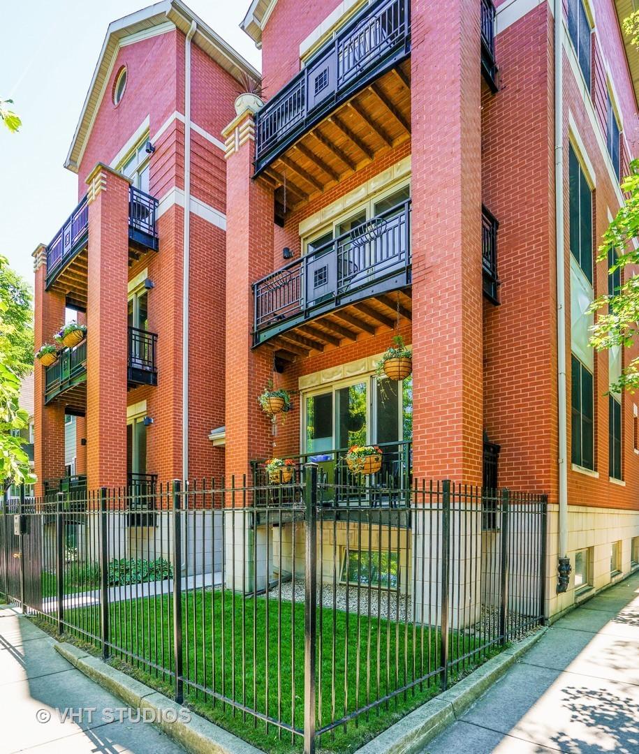 2323 W Montrose Ave. #2E, Chicago, IL 60618