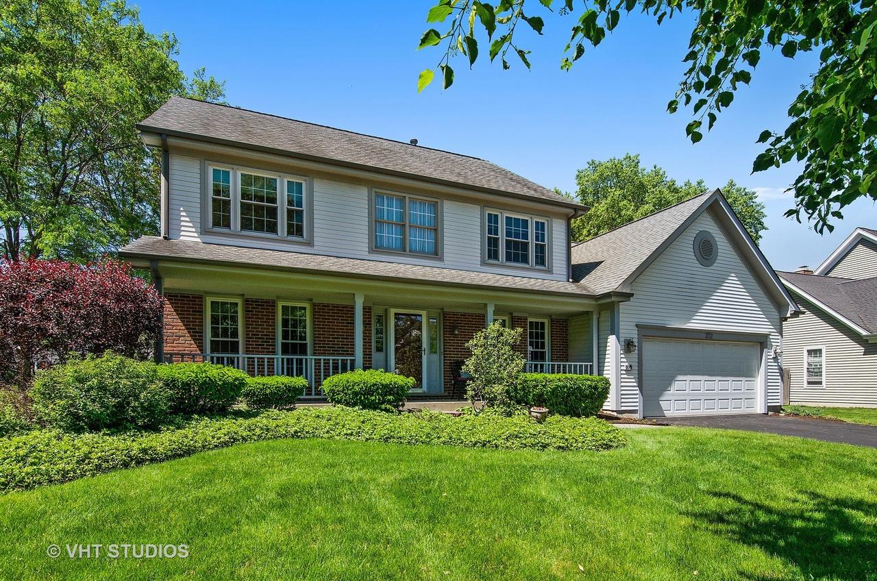 272 S Old Creek Rd., Vernon Hills, IL 60061