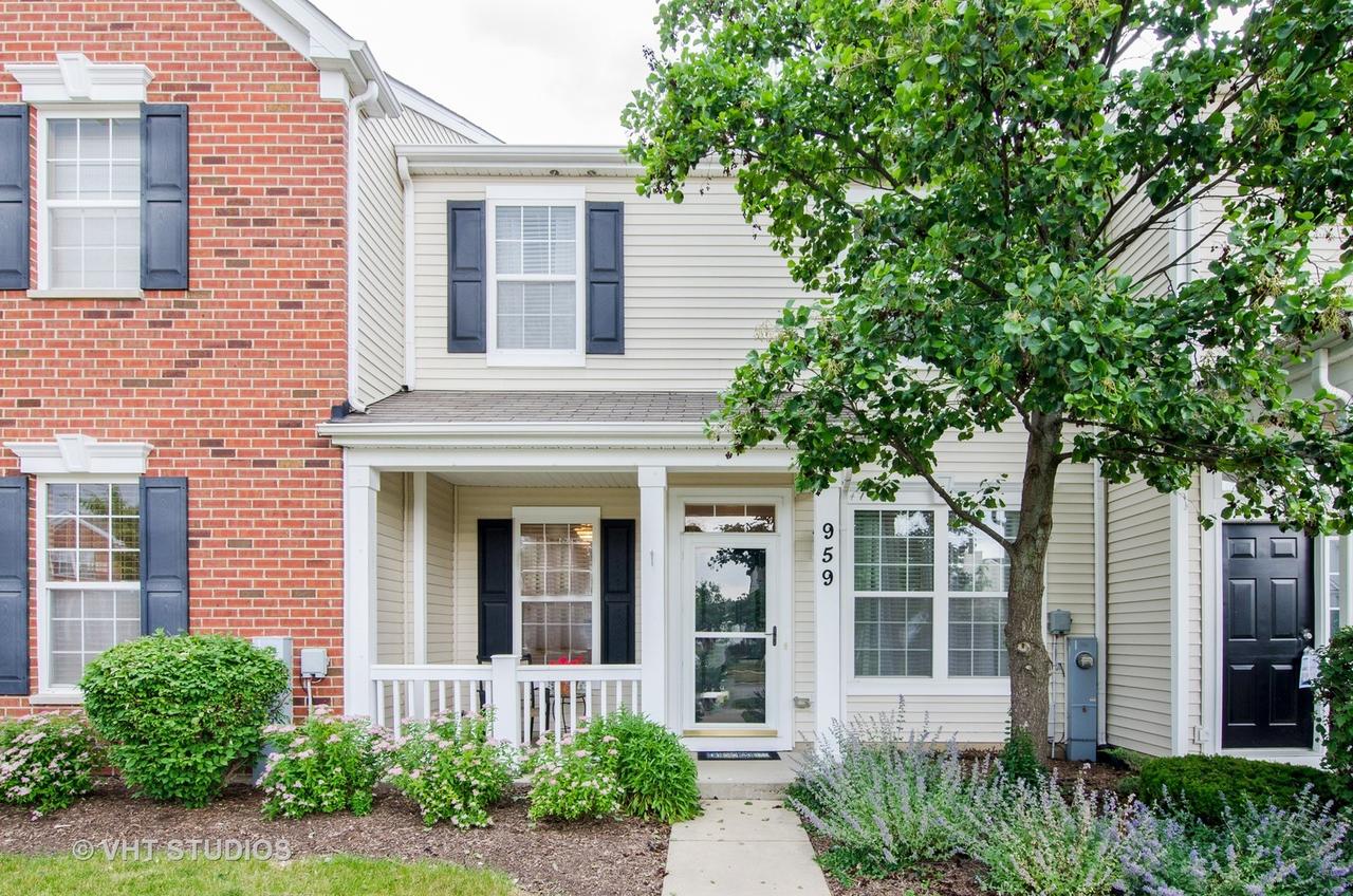 959 Quill Ln., Woodstock, IL 60098
