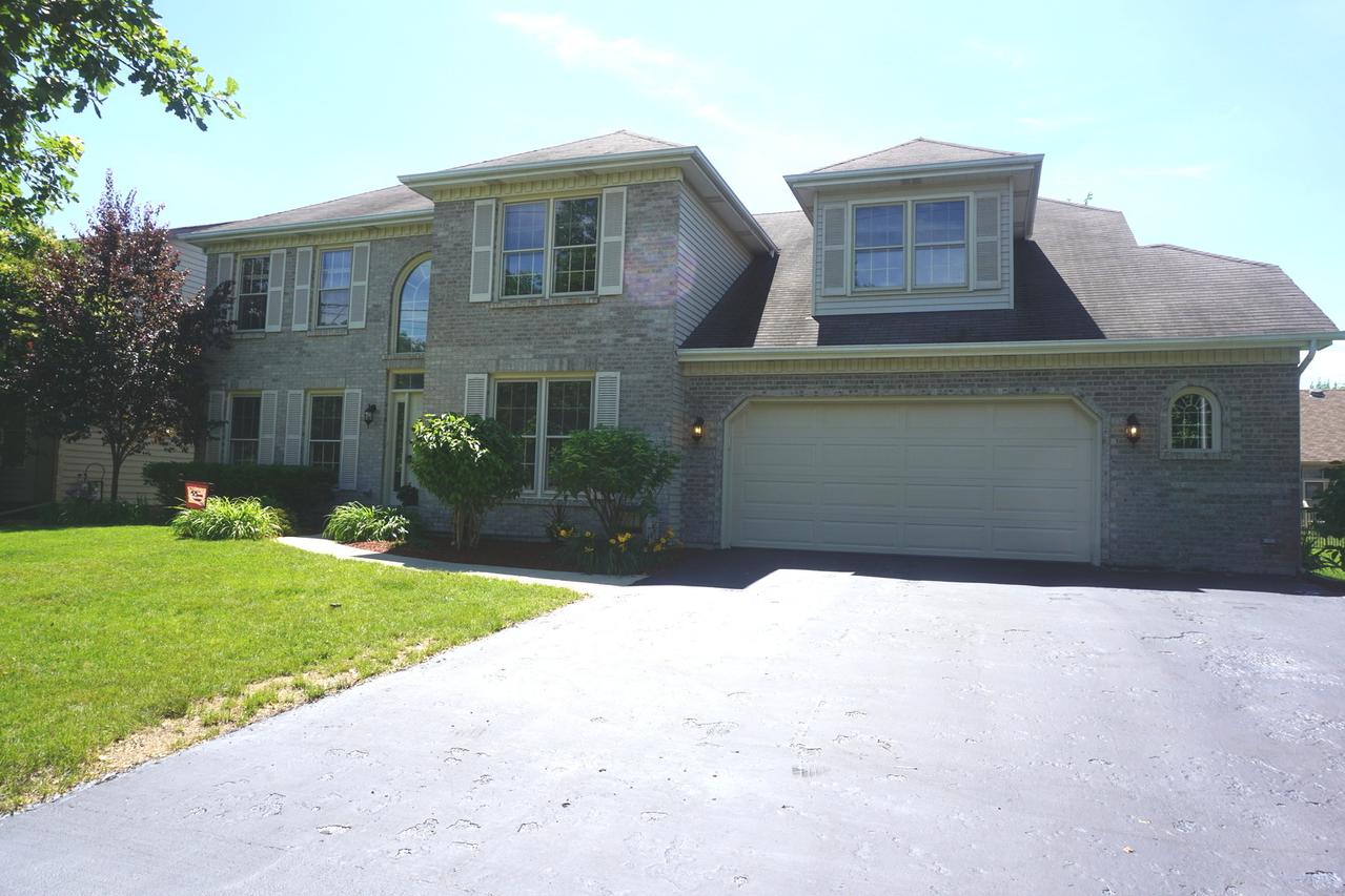 1540 Oswego Rd., Naperville, IL 60540