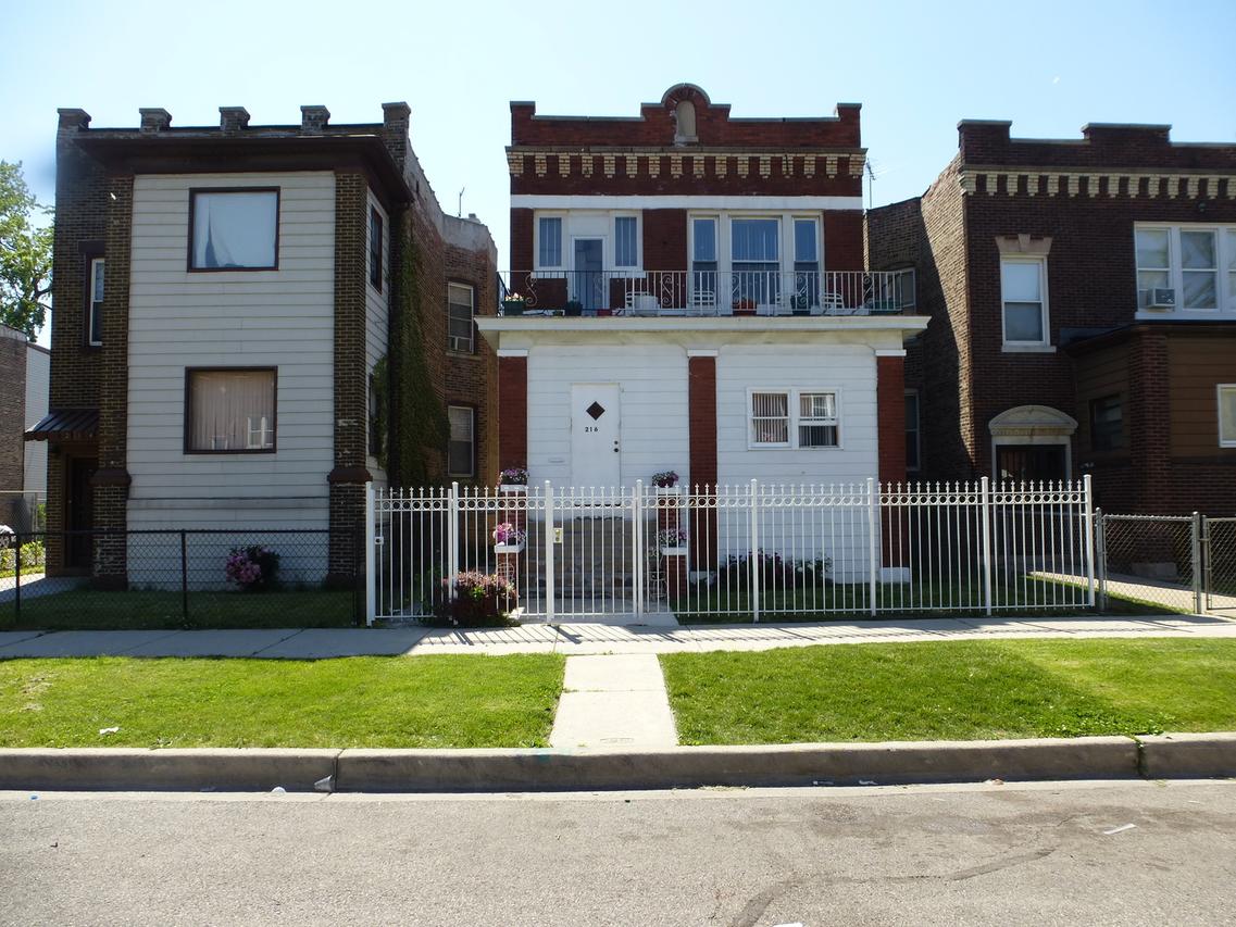 216 N Laporte Ave., Chicago, IL 60644