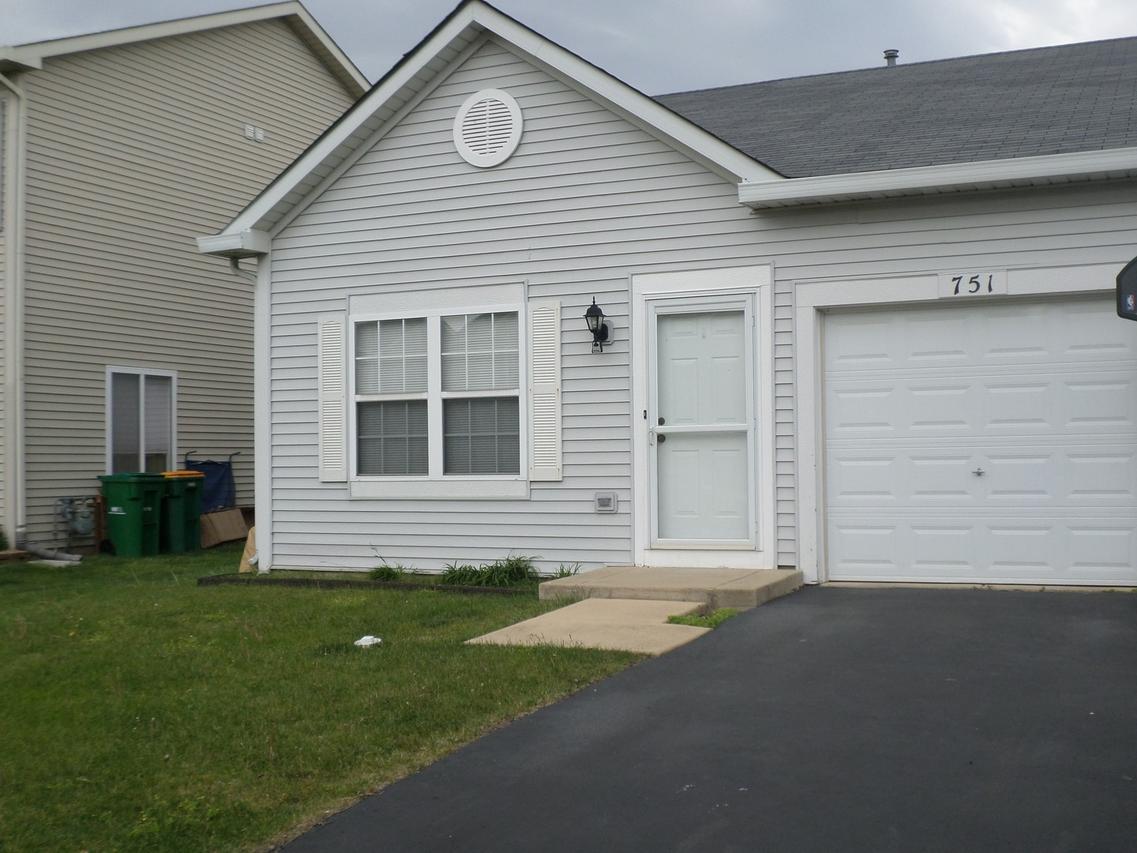 751 Bayles Dr., Romeoville, IL 60446