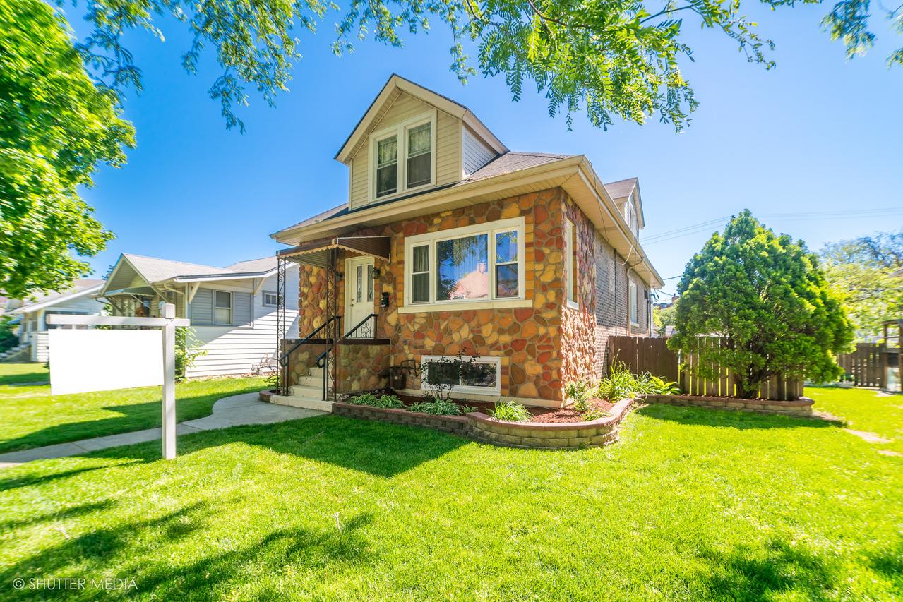 3037 Calwagner St., Franklin Park, IL 60131
