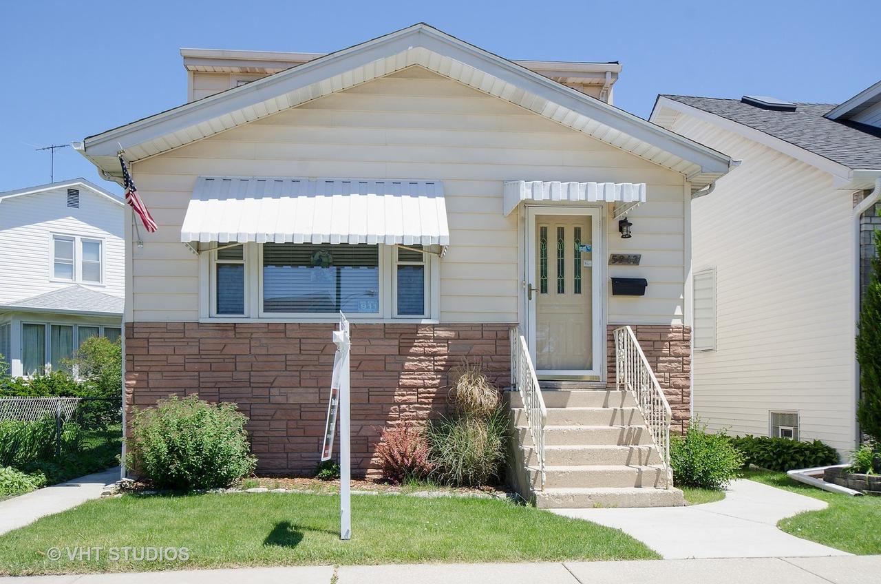 [Address Hidden by Seller], Chicago, IL 60646