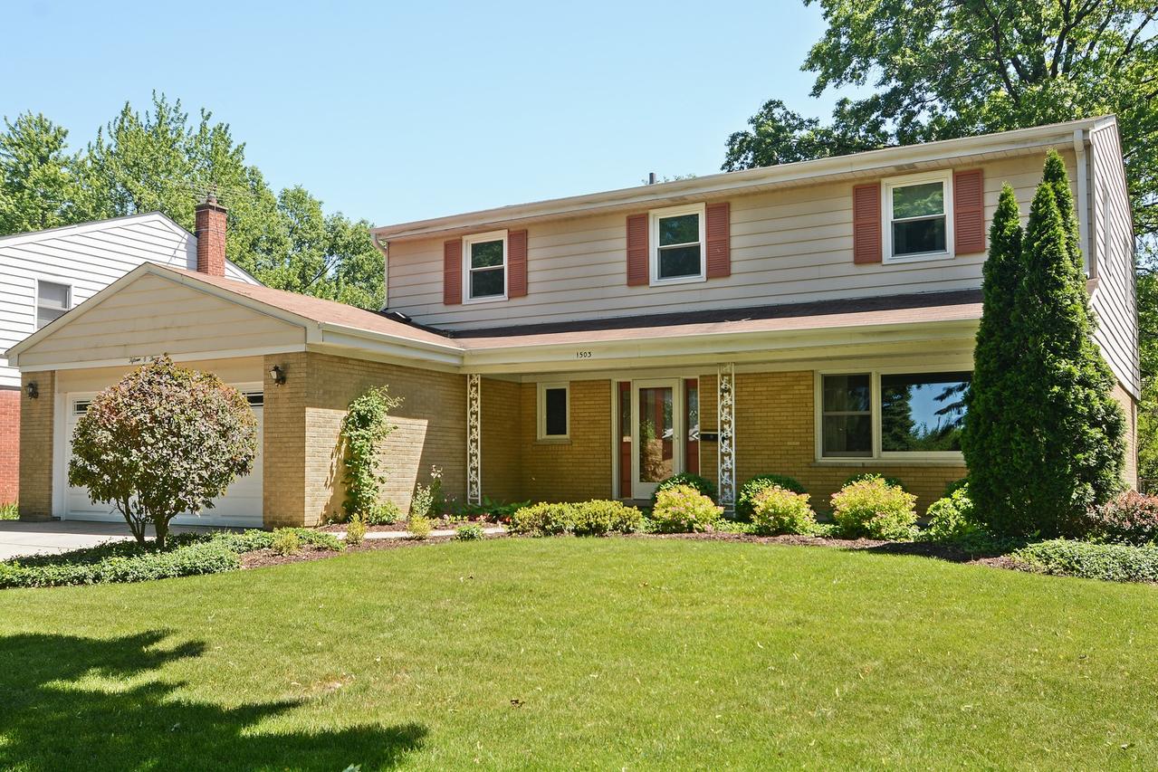 1503 E Miner St., Arlington Heights, IL 60004