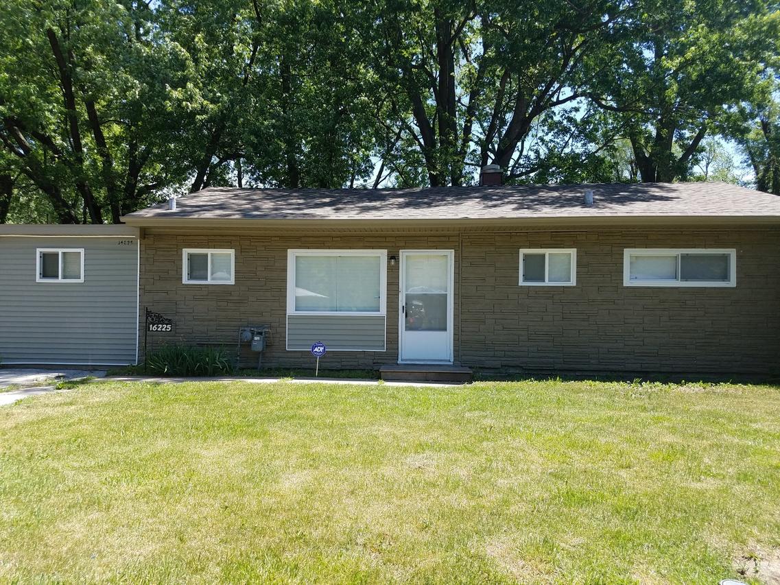 16225 Spaulding Ave., Markham, IL 60428
