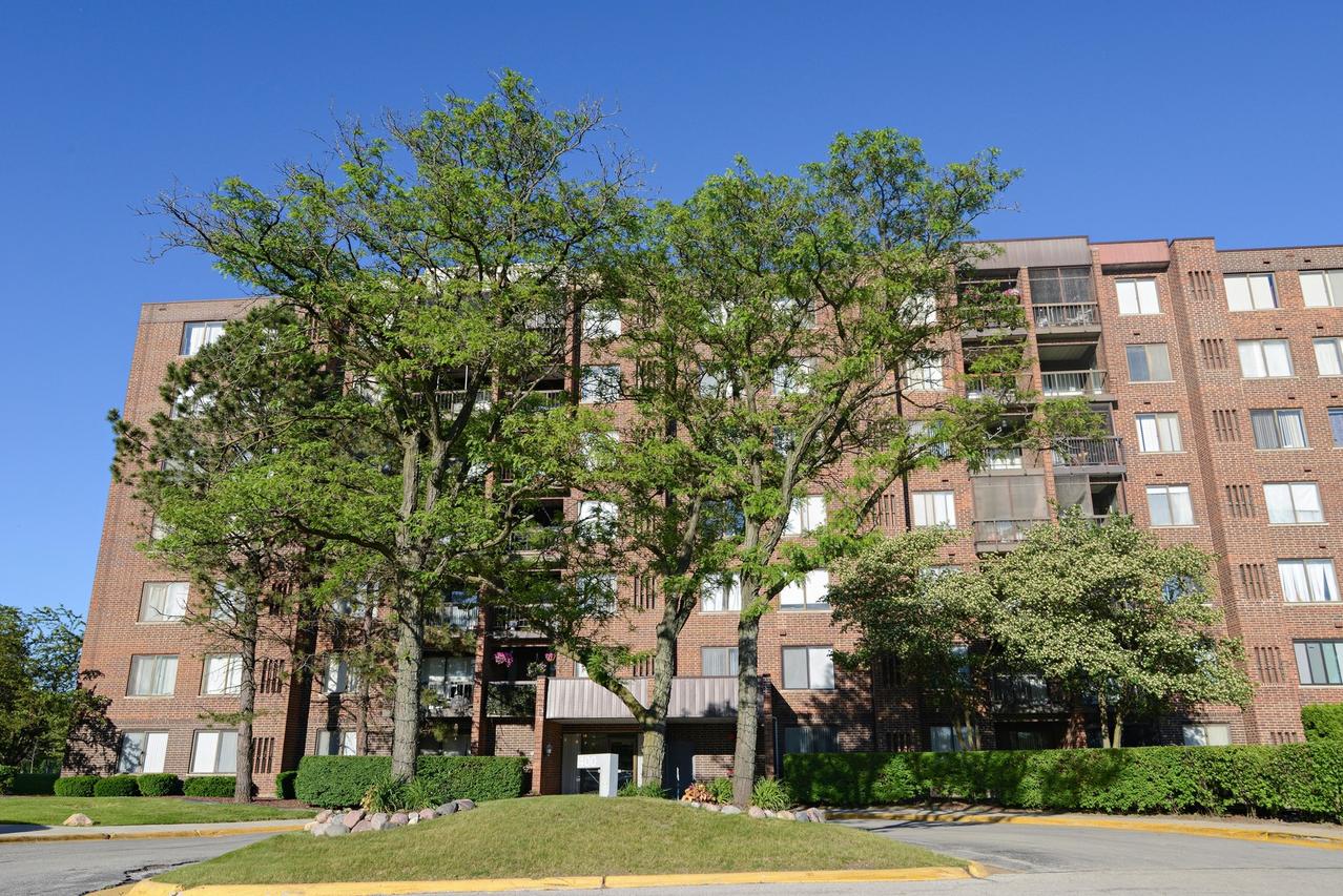 400 Park Ave. #515, Calumet City, IL 60409