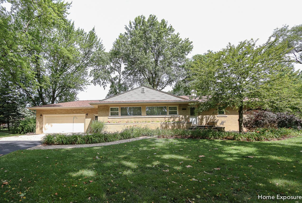 2511 Golfview St., Joliet, IL 60435