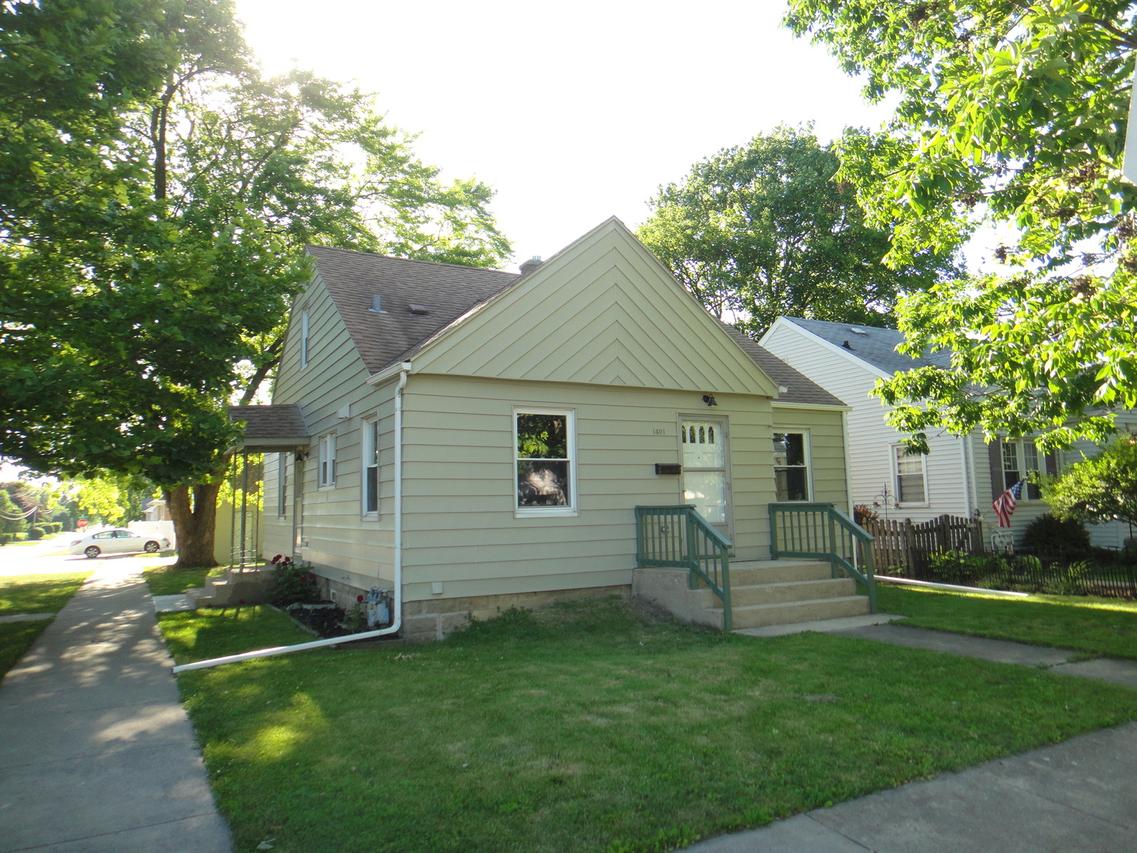 1401 N Waverly Pl., Joliet, IL 60435