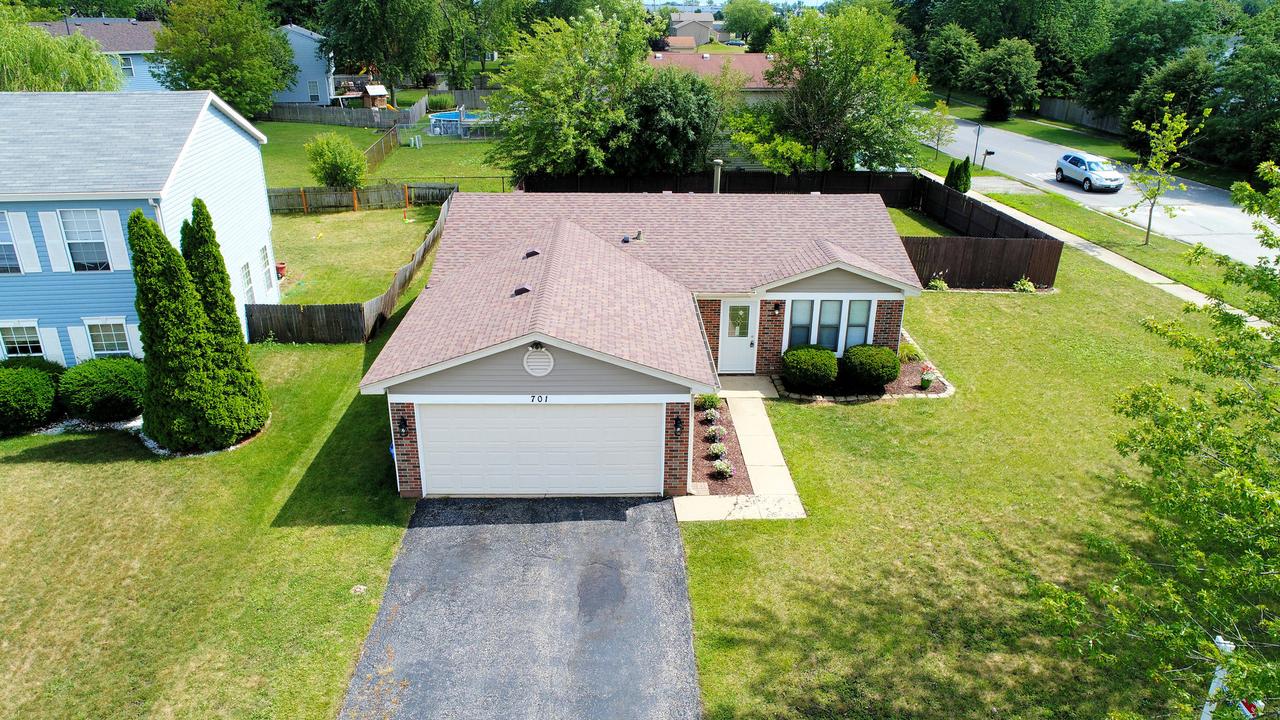 701 Melissa Dr., Bolingbrook, IL 60440