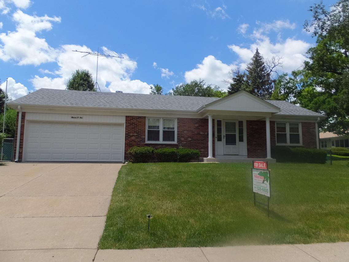 1101 Hanley St., Mchenry, IL 60050