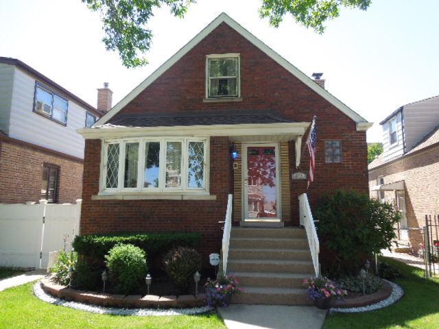 5842 S Neva Ave., Chicago, IL 60638