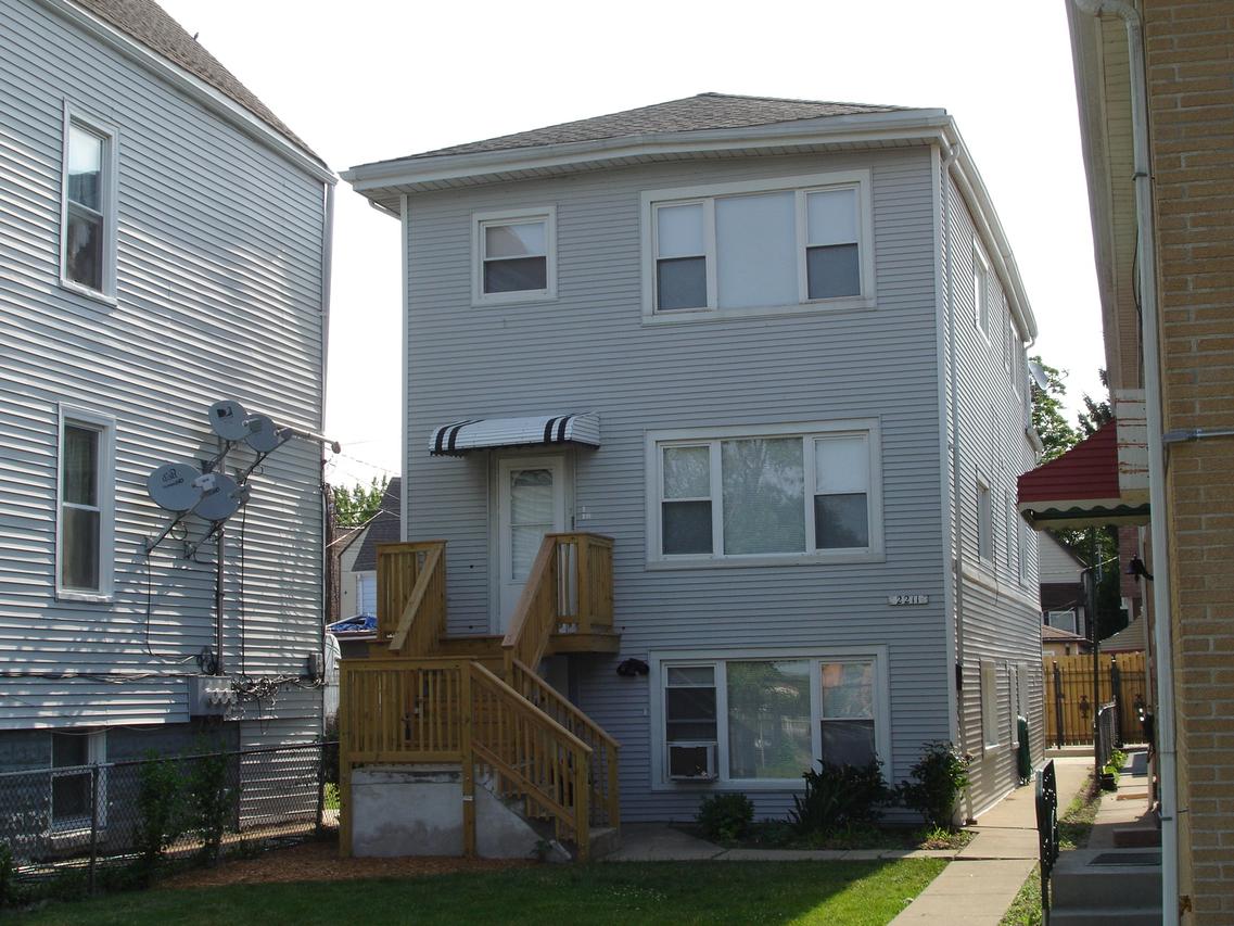 2211 N Long Ave., Chicago, IL 60639