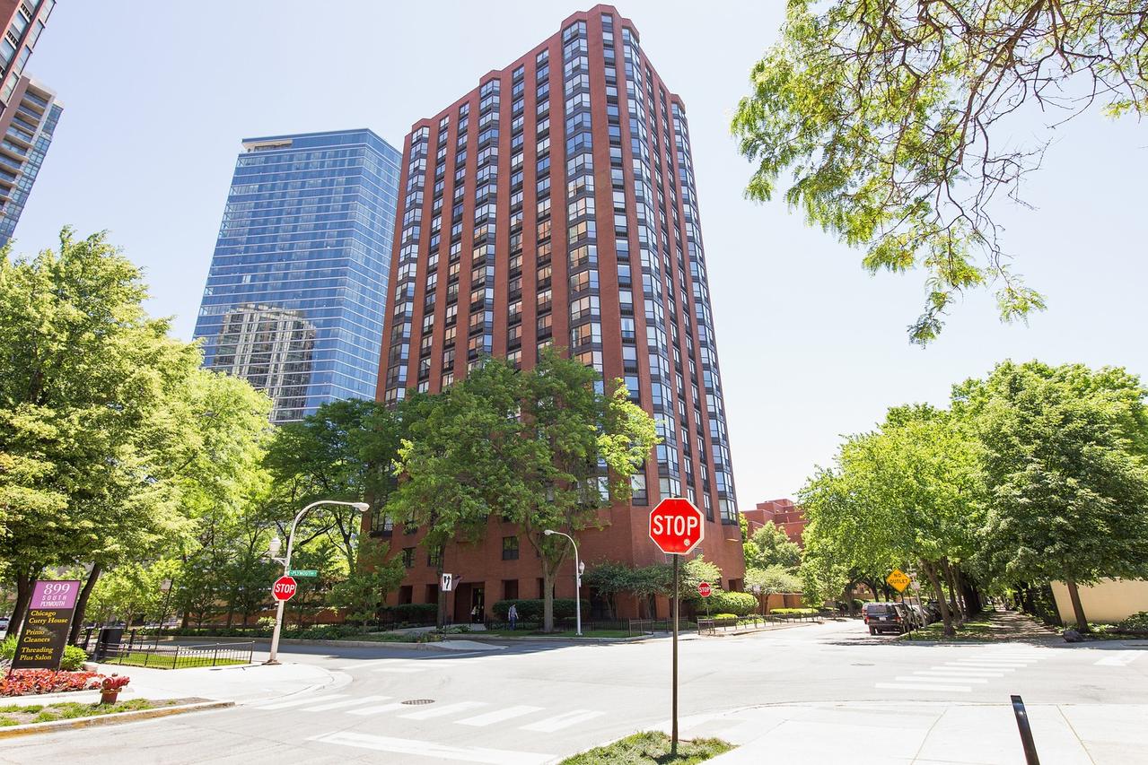 901 S Plymouth Ct. #401, Chicago, IL 60605
