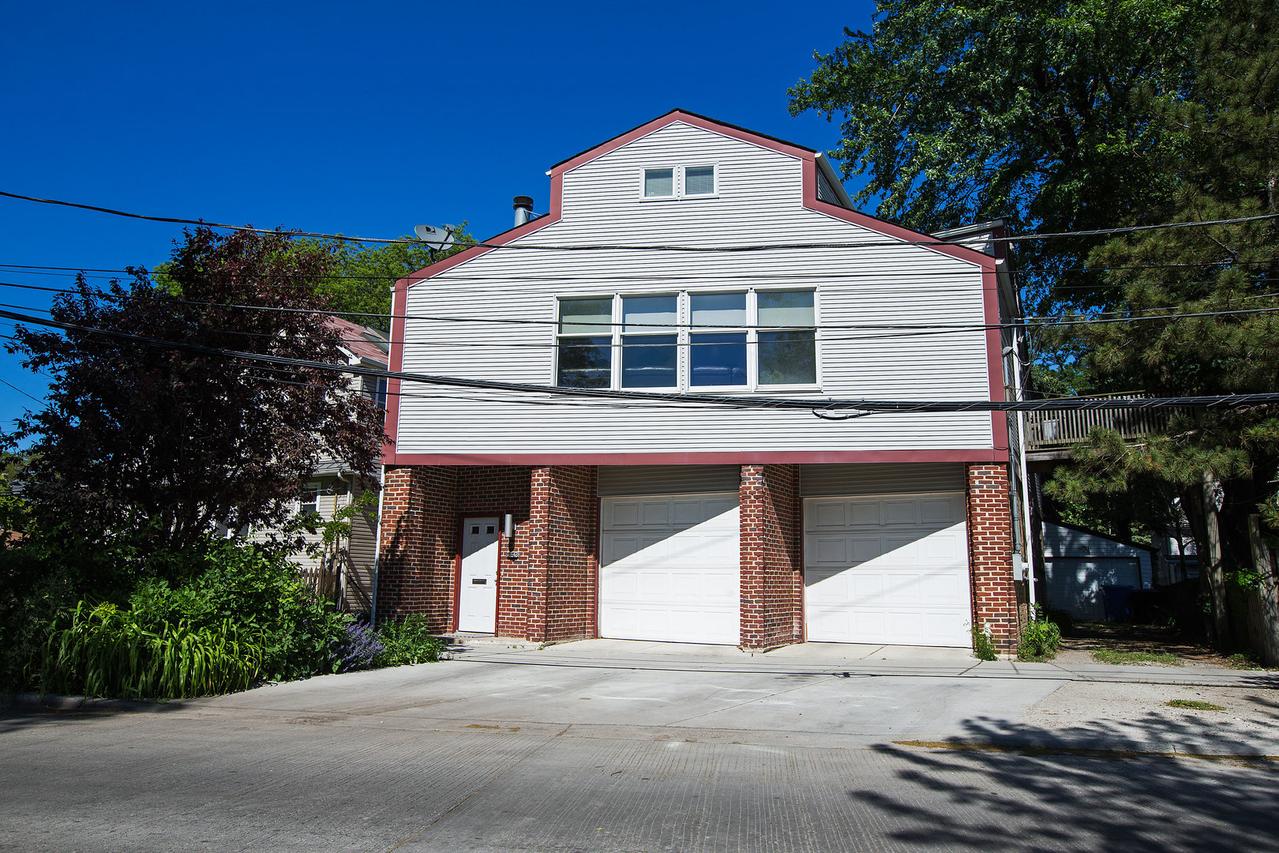 3753 N Kilbourn Ave., Chicago, IL 60641