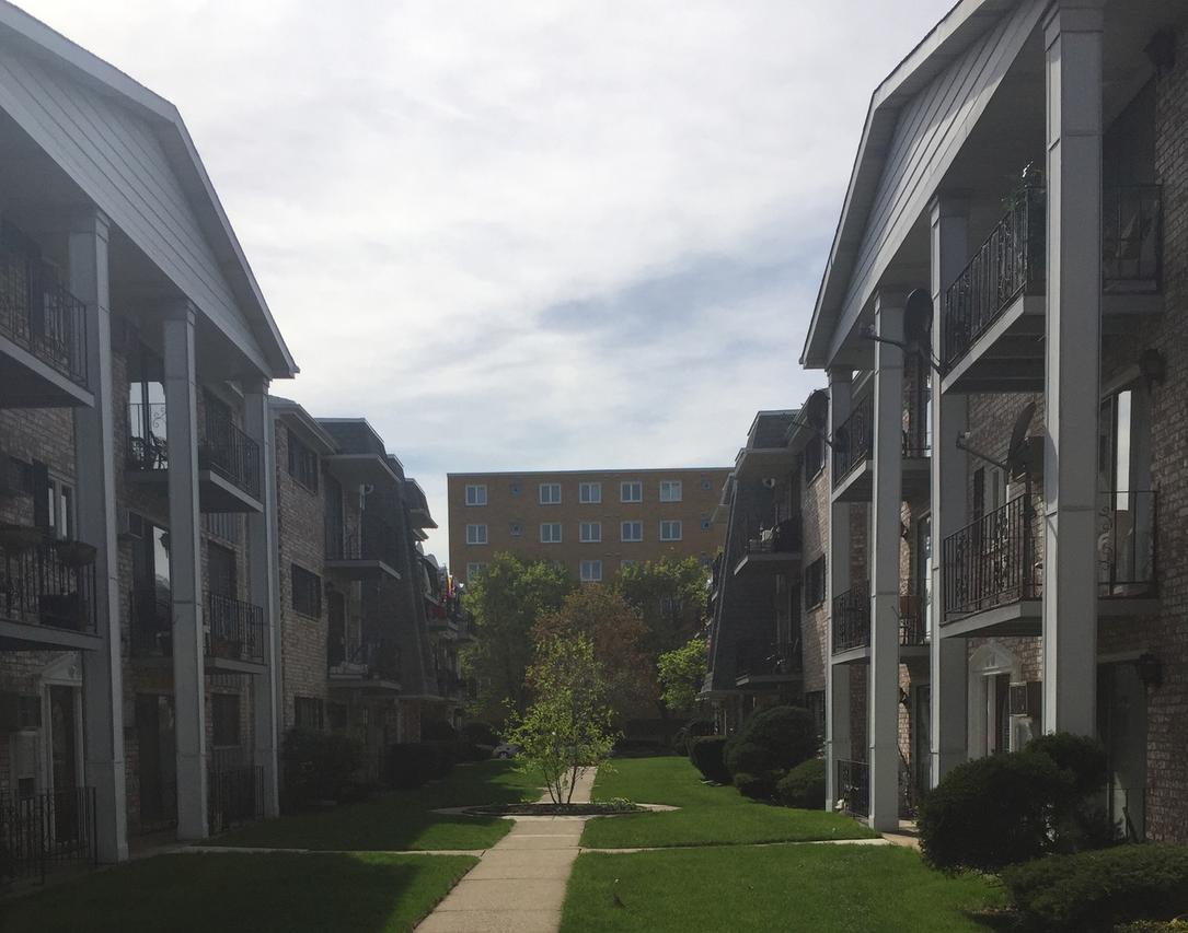 5365 N Delphia Ave. #166, Chicago, IL 60656