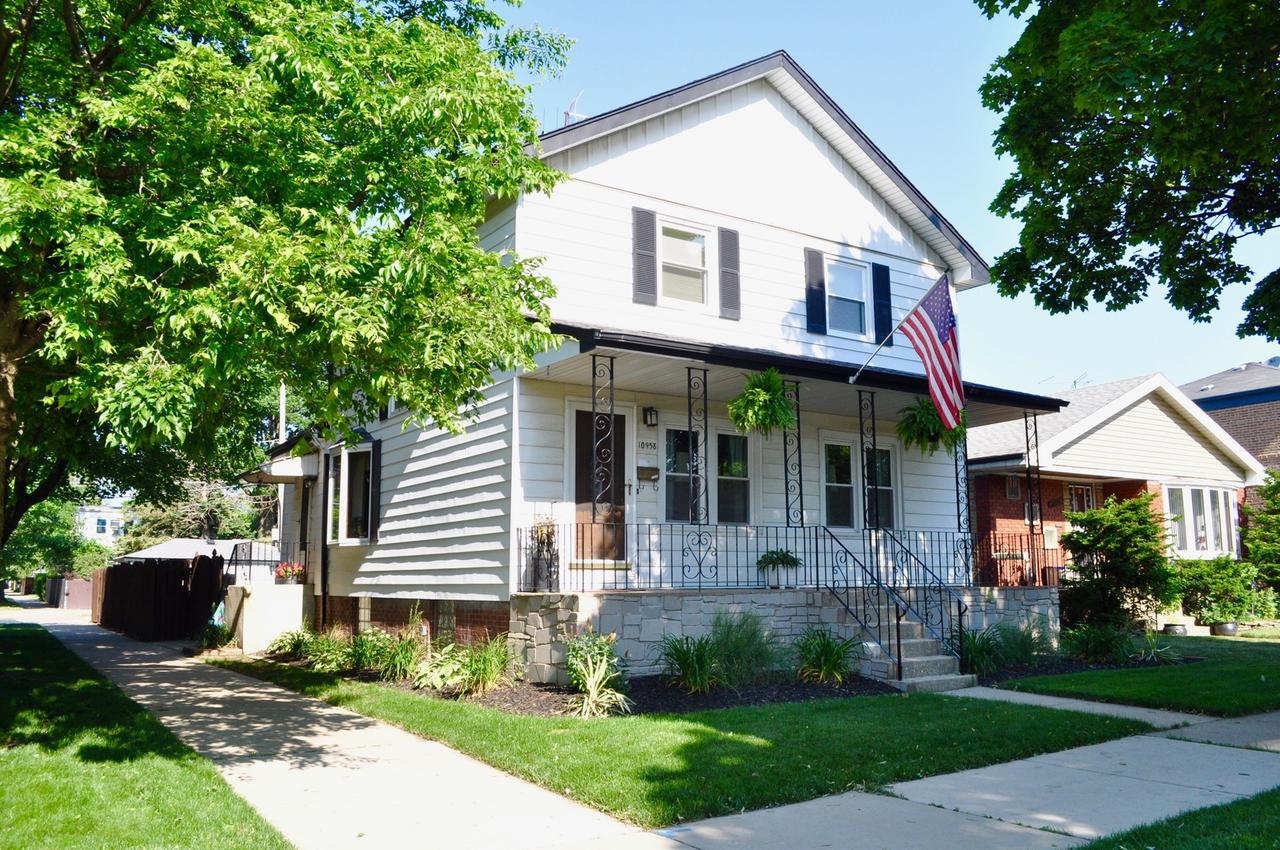 10958 S Central Park Ave., Chicago, IL 60655