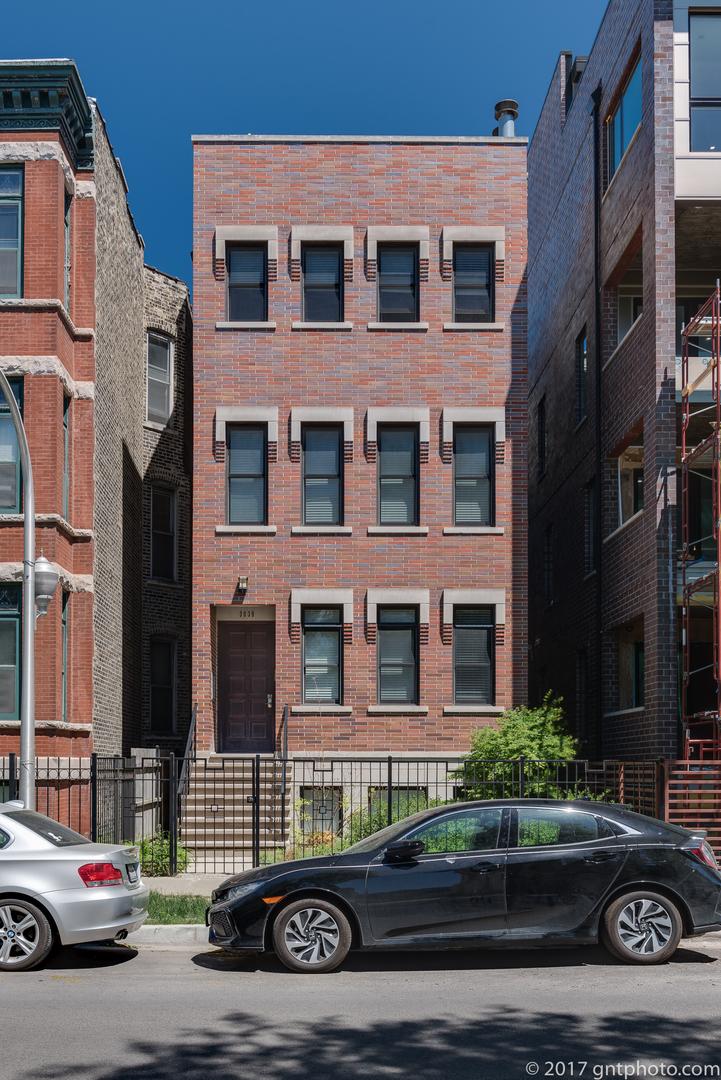 3039 N Sheffield Ave., Chicago, IL 60657